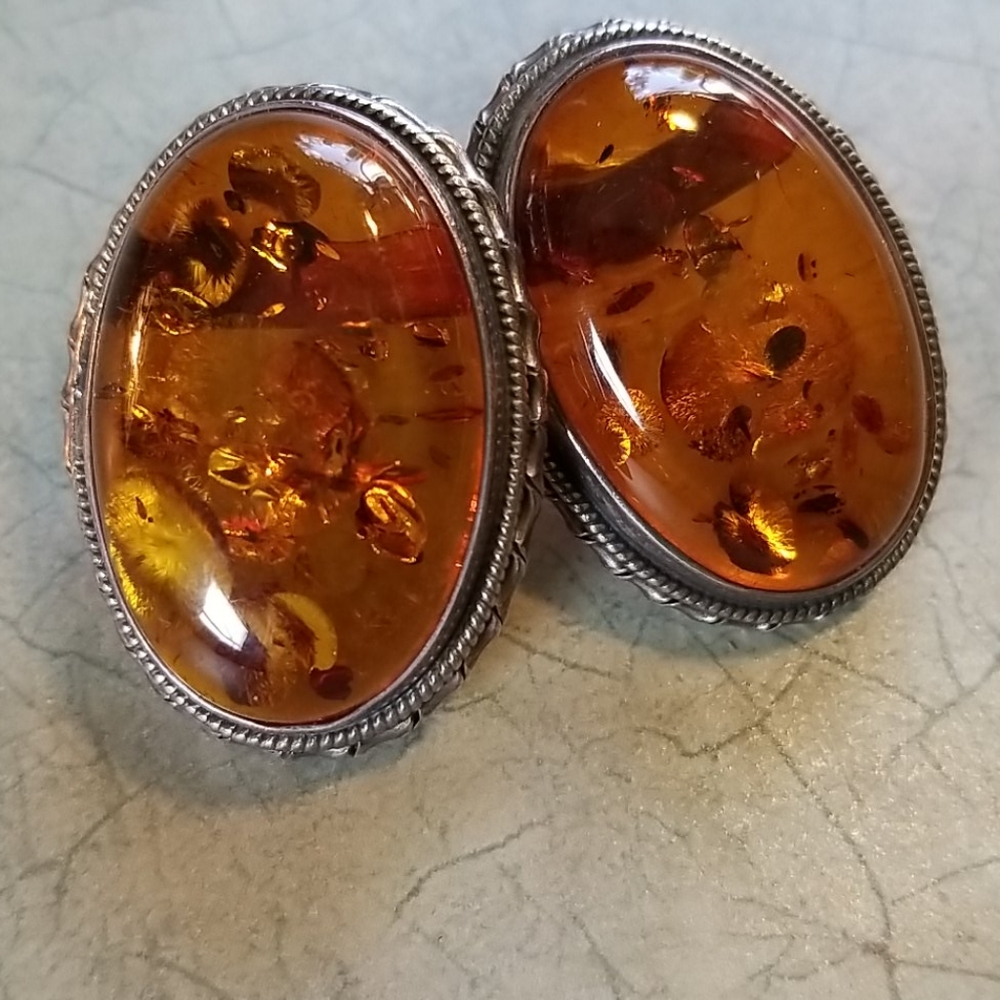 TRULY STUNNING BALTIC AMBER EARRINGS W/BEST FLECKS
